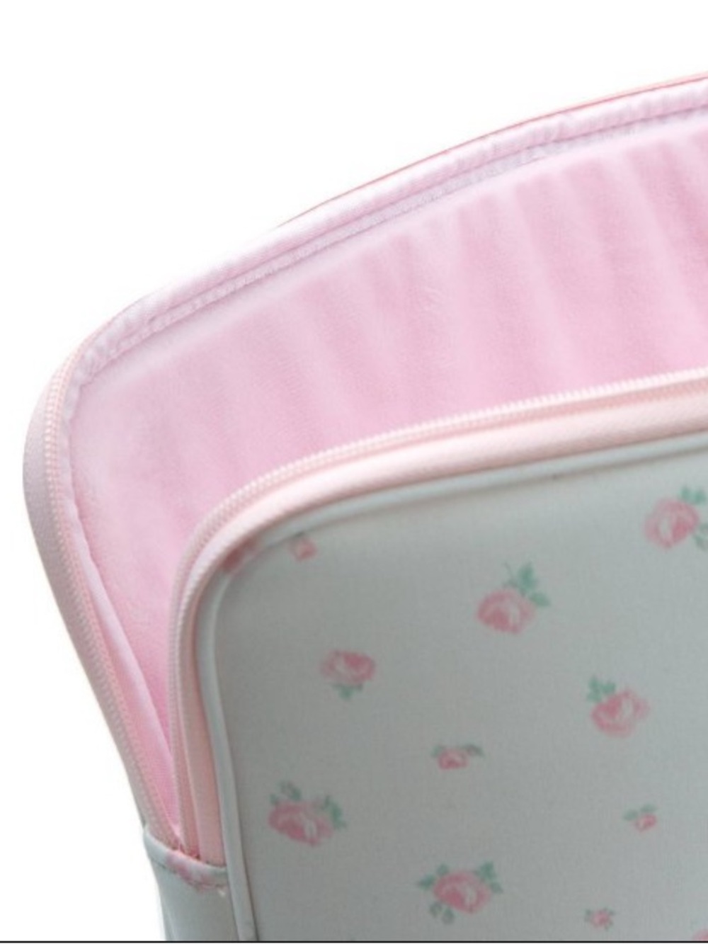 NWT LoveShackFancy × Target - Yoobi Blooming heirloom Laptop Sleeve pink - Picture 3 of 3